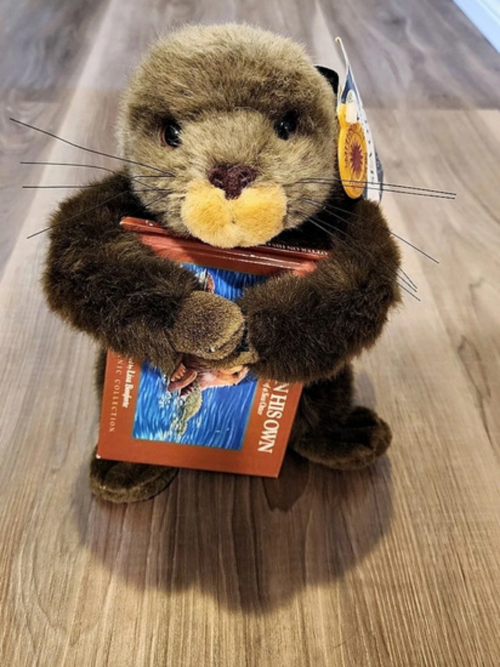 Soundprints Smithsonian Oceanic Collection Sea Otter Plush with Book